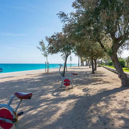 Homeholidaysrentals Atico Ocean * Пинеда-де-Мар
